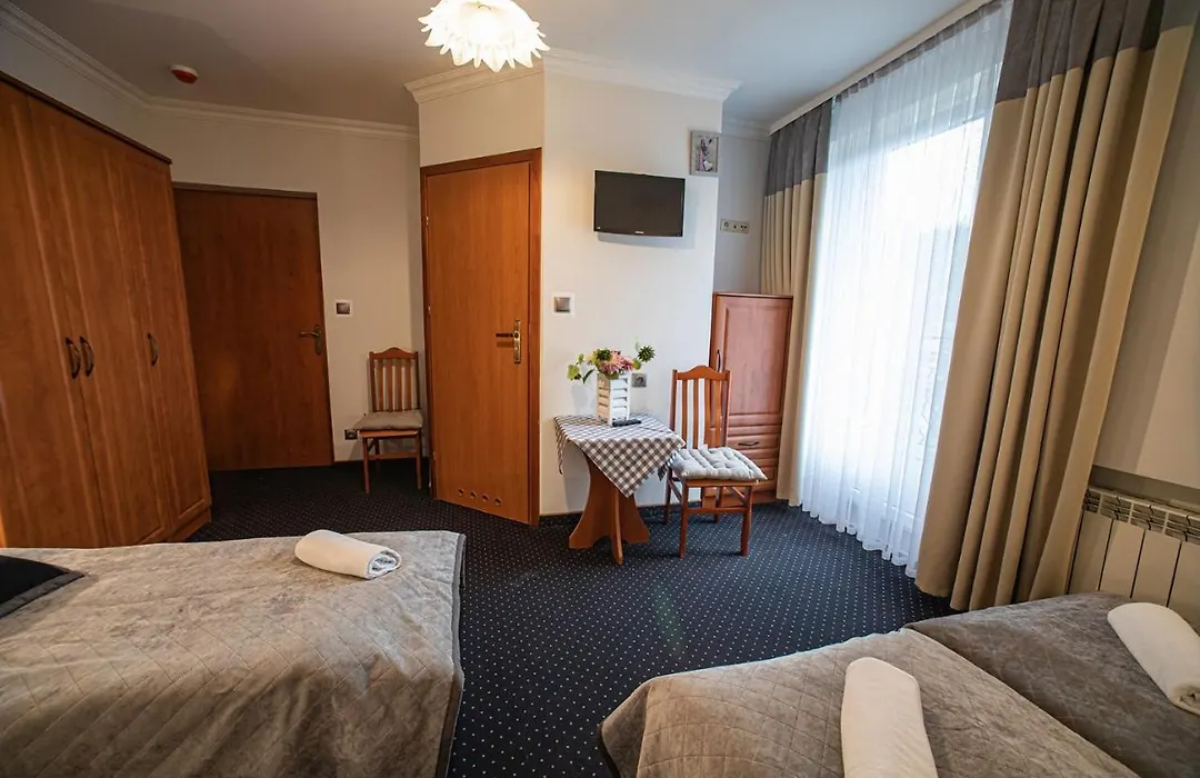 Weronika Inn-1