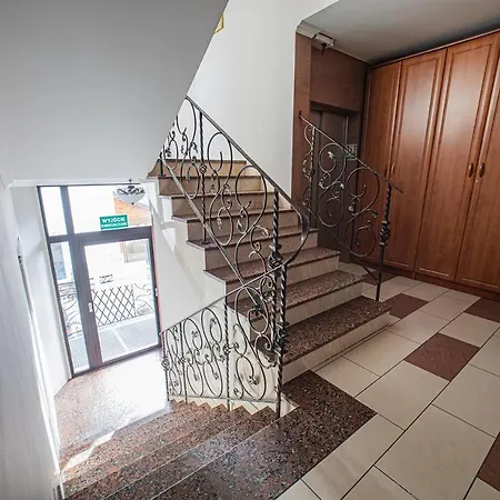 Weronika Inn-2